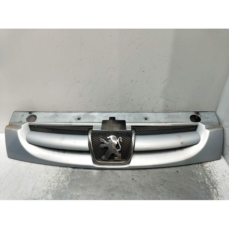 Recambio de rejilla delantera para peugeot partner monospace (5_, g_) 2.0 hdi referencia OEM IAM   2003