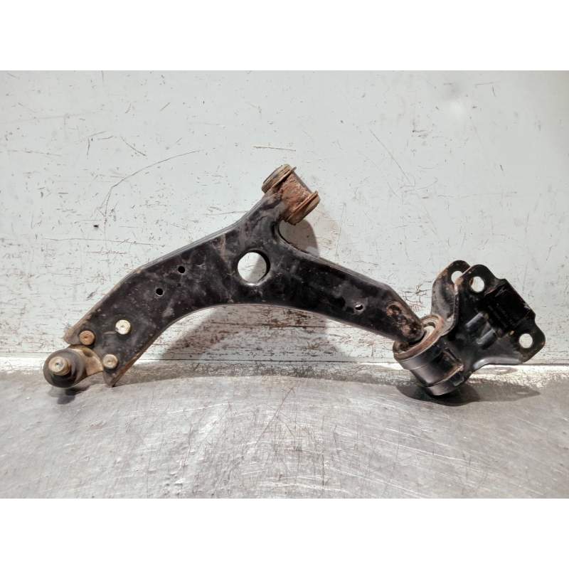 Recambio de brazo suspension inferior delantero izquierdo para ford focus turn. referencia OEM IAM BV613A262AAA  