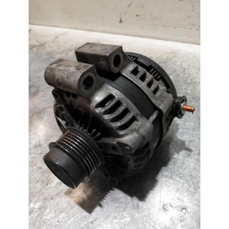 Recambio de alternador para jaguar xj 3.0 v6 diesel cat referencia OEM IAM AW9310300AB  