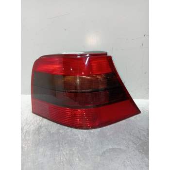 PILOTO TRASERO DERECHO 1J5945112T 3P 1998