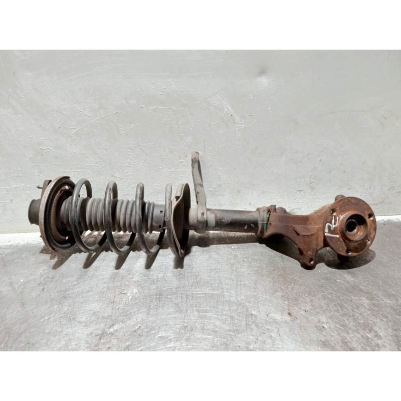 Recambio de amortiguador delantero izquierdo para peugeot 106 (s1) referencia OEM IAM   3T