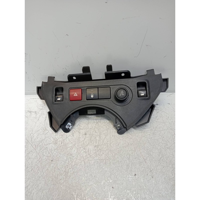 Recambio de mando multifuncion para citroen berlingo 1.6 hdi 92 multispace referencia OEM IAM 9680931977 04157T06 63110656