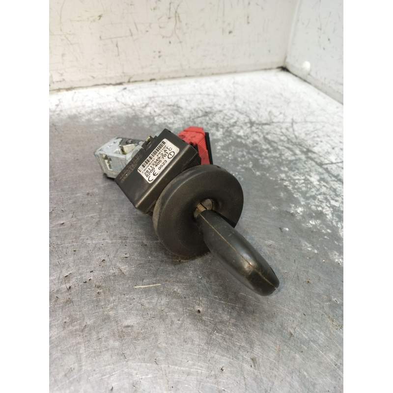 Recambio de conmutador de arranque para renault twingo authentique referencia OEM IAM 281133492AT 8200405701C 2007