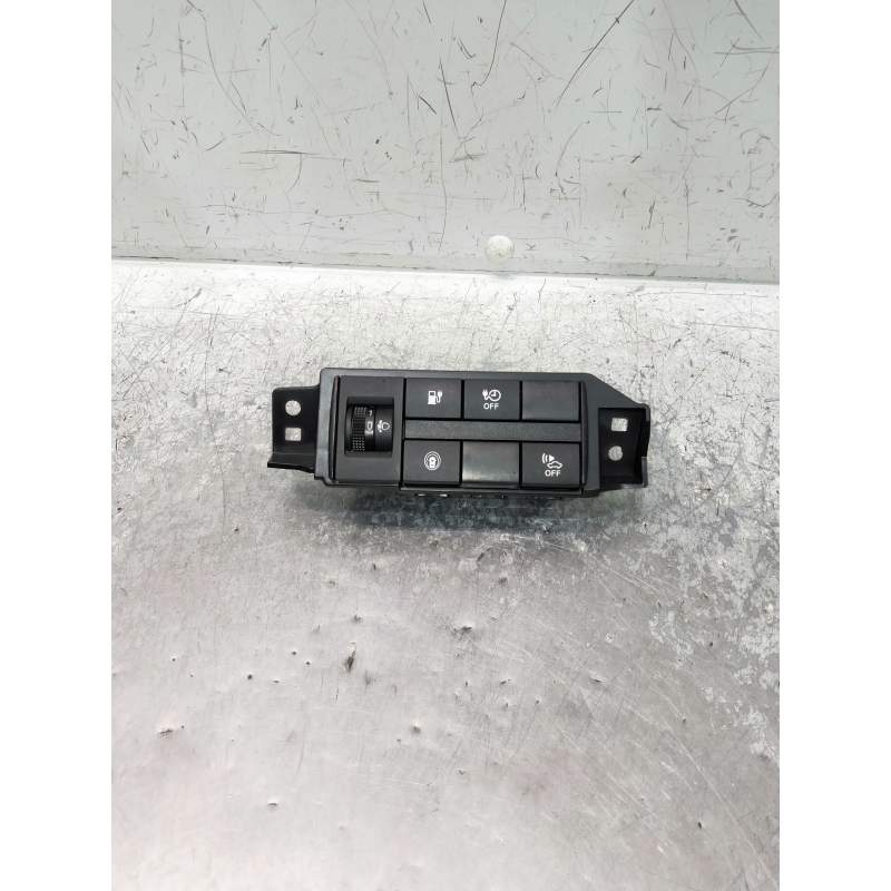 Recambio de mando multifuncion para nissan leaf referencia OEM IAM 681RU5SH0H  