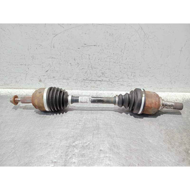 Recambio de transmision delantera izquierda para renault laguna iii 2.0 dci referencia OEM IAM 8200618182 20DCI 2008