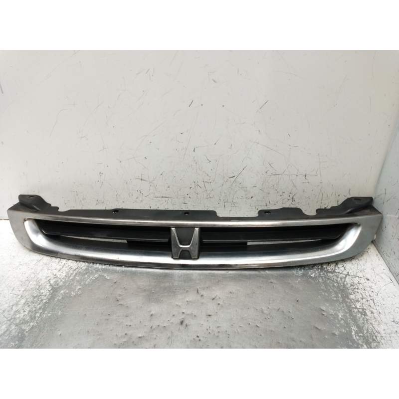 Recambio de rejilla delantera para honda logo (ga) 1.3 (ga3) referencia OEM IAM   1999