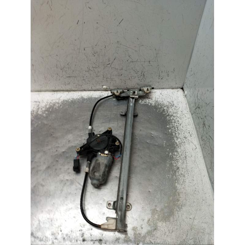 Recambio de elevalunas delantero izquierdo para nissan primera (p10) 1.6 referencia OEM IAM  4P 