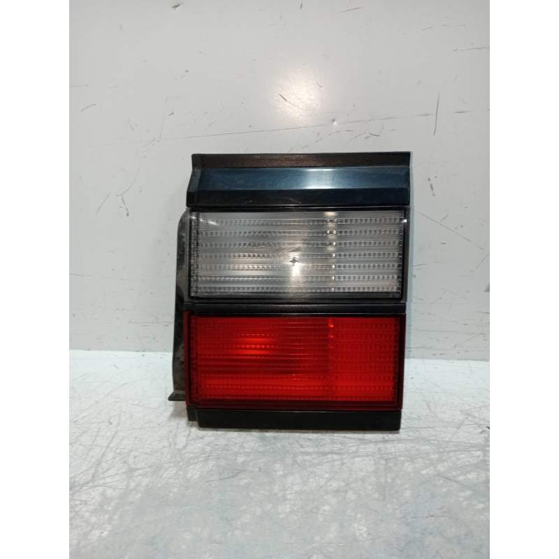 Recambio de piloto trasero derecho interior para volkswagen passat berlina (3a2) 1.8 referencia OEM IAM 357945106  
