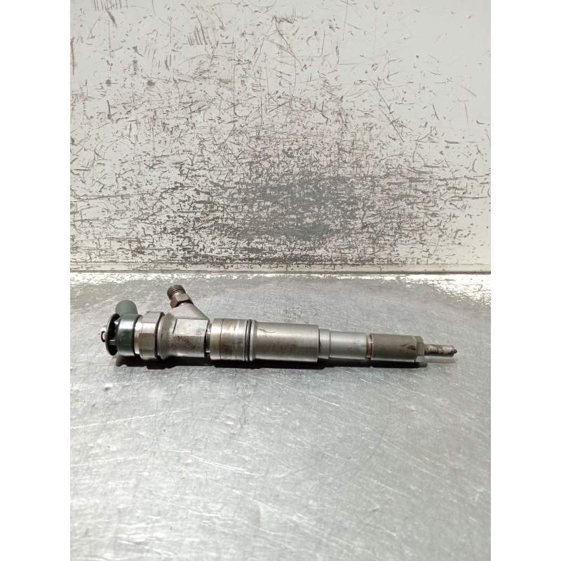 Recambio de inyector para bmw 3 (e46) 320 d referencia OEM IAM 7789661 0445110131 BOSCH