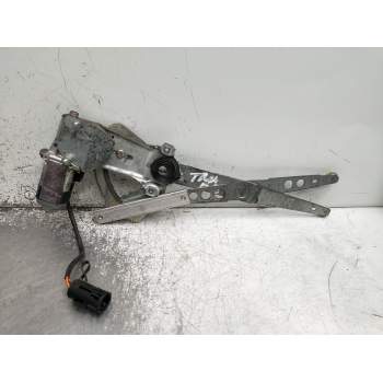 ELEVALUNAS TRASERO DERECHO 680186144000 4P 1986