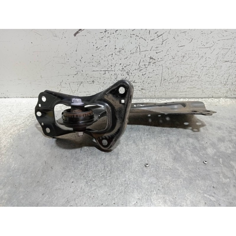 Recambio de brazo suspension superior trasero izquierdo para toyota c-hr hybrid style plus referencia OEM IAM   