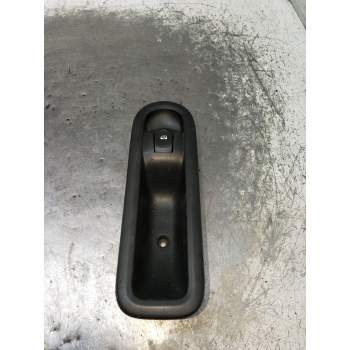 MANDO ELEVALUNAS DELANTERO DERECHO 8200356517B 805709H 3P 2007