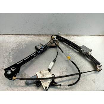 ELEVALUNAS DELANTERO IZQUIERDO A2077200546 977647106 2P