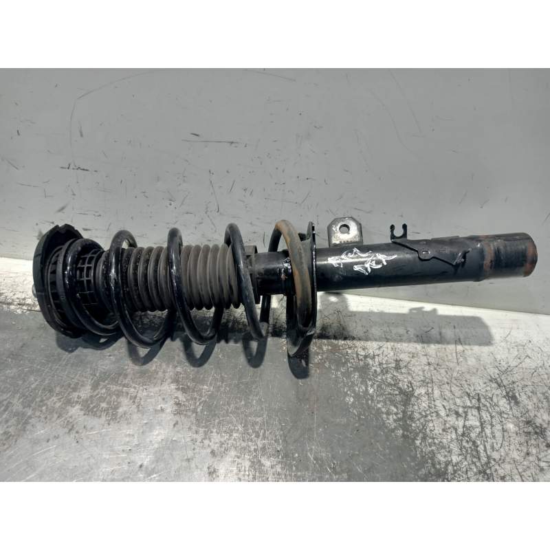 Recambio de amortiguador delantero derecho para citroën c3 aircross feel referencia OEM IAM 9827238680 03031000408 2018