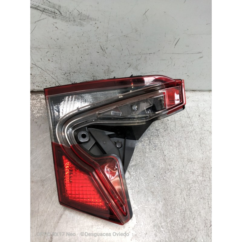 Recambio de piloto trasero izquierdo interior para toyota c-hr hybrid style plus referencia OEM IAM 81590F412000 202784310 18953