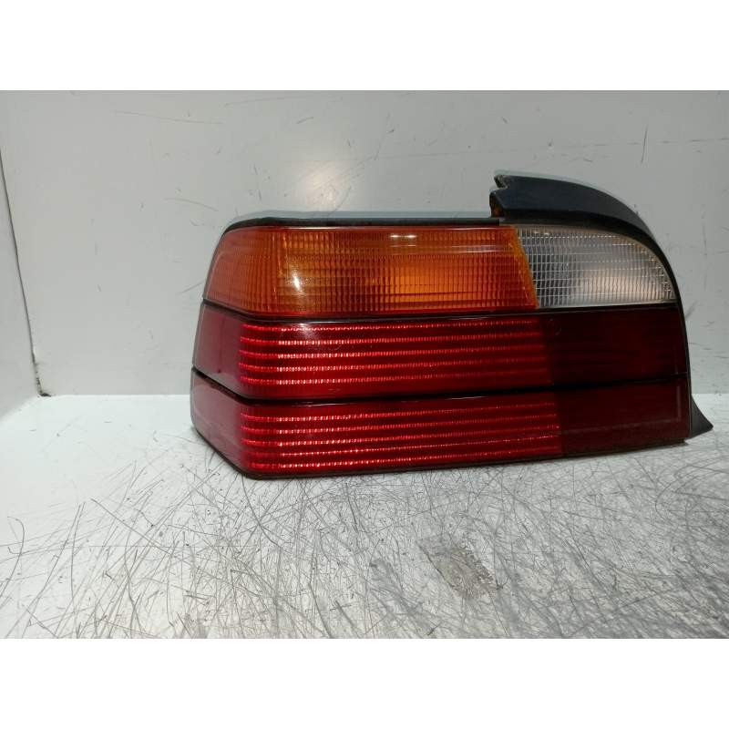 Recambio de piloto trasero izquierdo para bmw serie 3 coupe (e36) 2.0 24v referencia OEM IAM   2P
