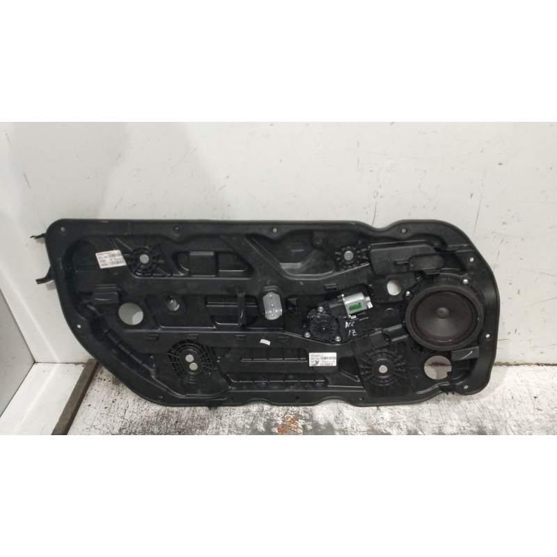Recambio de elevalunas delantero izquierdo para kia cee´d (jd) 1.6 gt referencia OEM IAM 82450A2710 3P 2012
