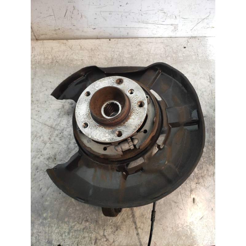 Recambio de mangueta trasera derecha para bmw x1 (e84) xdrive 23d referencia OEM IAM 678805004 20D 2009