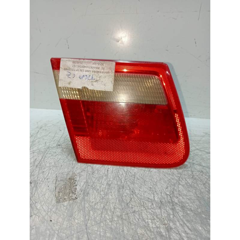 Recambio de piloto trasero izquierdo interior para bmw serie 3 touring (e46) 320d referencia OEM IAM   RANCHERA