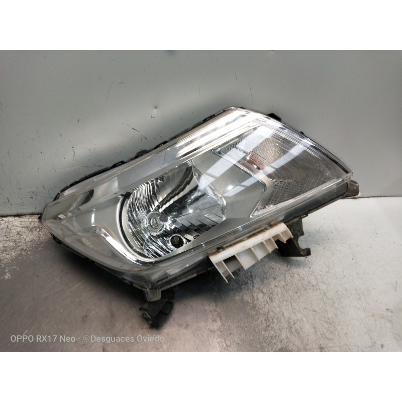 Recambio de faro derecho para nissan navara pick-up d23 2.3 dci referencia OEM IAM 260104KJ2A 1EF22542112 