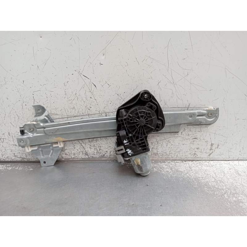Recambio de elevalunas trasero izquierdo para ds 5 business class hybrid 4x4 referencia OEM IAM 430106F0 5P 2012