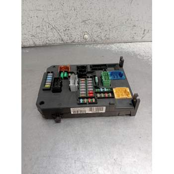 CAJA RELES / FUSIBLES 980668798001 BSIQ4 A2C38846700 363068724 2012