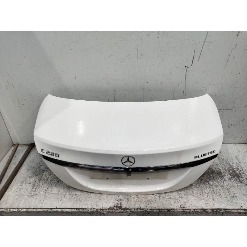 Recambio de tapa maletero para mercedes-benz clase c (w205) lim. referencia OEM IAM   4P