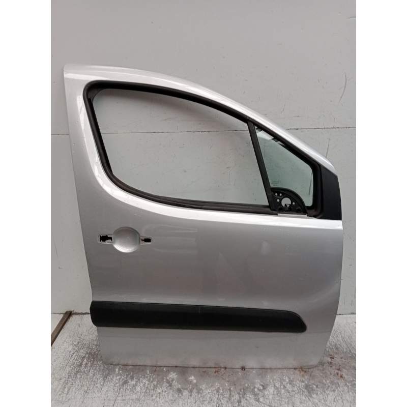 Recambio de puerta delantera derecha para peugeot partner tepee 1.6 hdi 90 referencia OEM IAM  5P 
