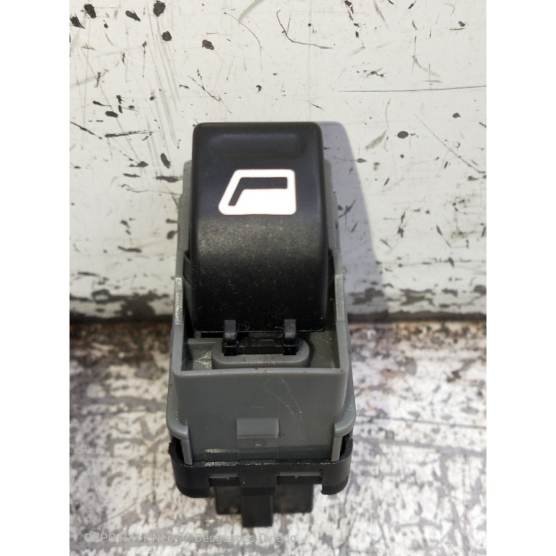 Recambio de mando elevalunas delantero derecho para peugeot 307 (s1) xr referencia OEM IAM   5P