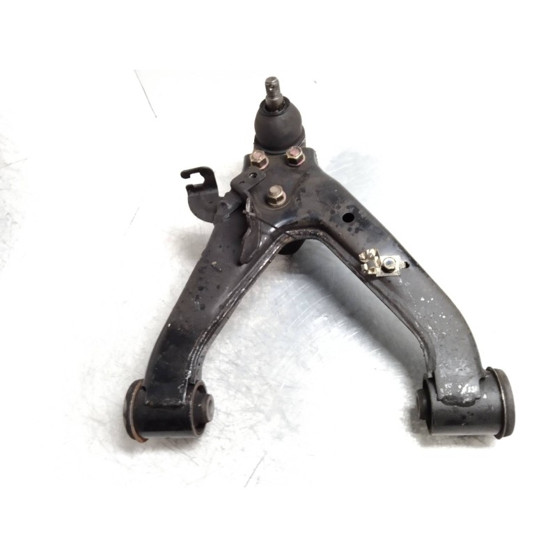 Recambio de brazo suspension superior trasero derecho para mitsubishi montero (v60/v70) 2.5 tdi sahel (3-ptas.) referencia OEM I