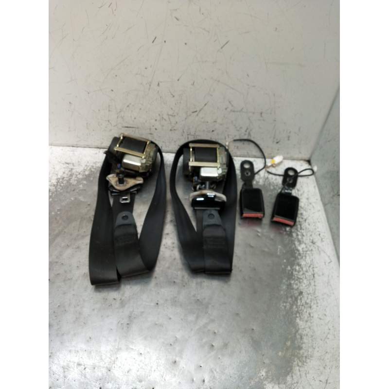 Recambio de juego cinturones delantero para peugeot 207/207+ (wa_, wc_) 1.6 hdi referencia OEM IAM  5P 2006