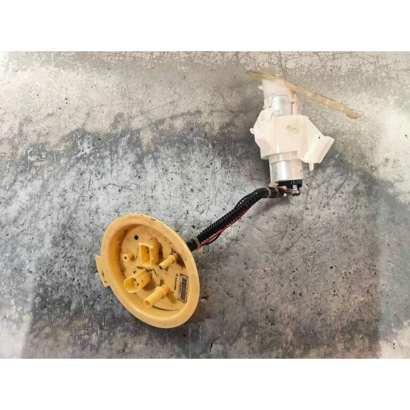 Recambio de bomba combustible para bmw serie 5 lim. (f10) 520d referencia OEM IAM 7217065 520D 2014
