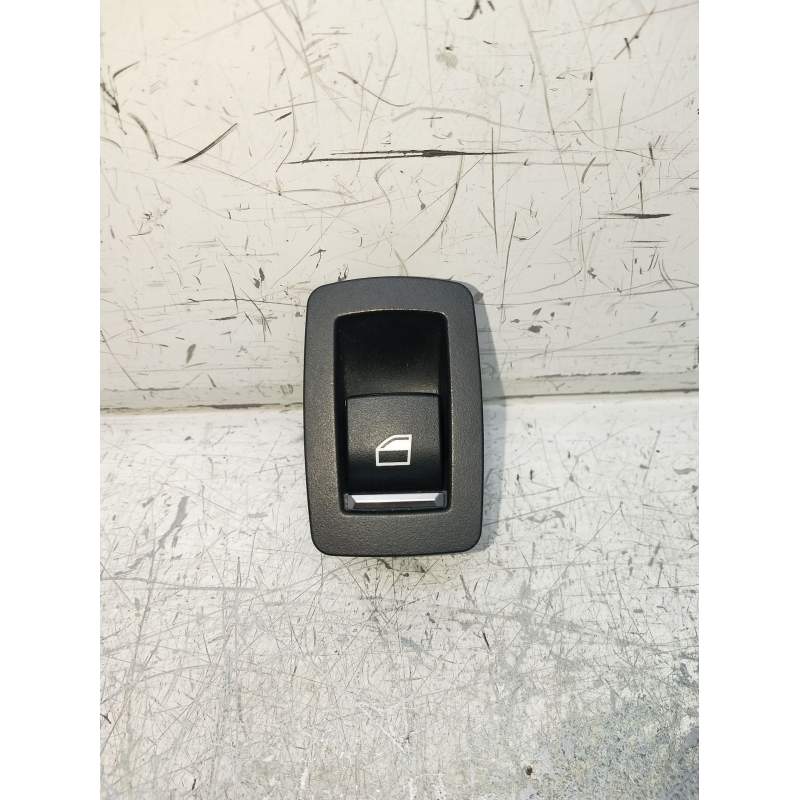 Recambio de mando elevalunas delantero derecho para bmw x3 (f25) xdrive 20 d referencia OEM IAM 936193601  2016