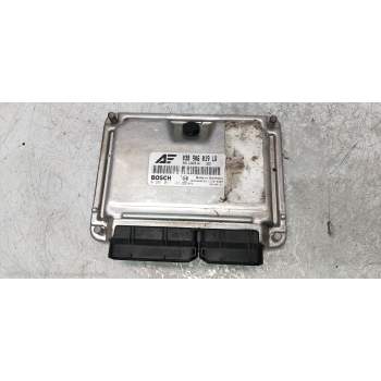 CENTRALITA MOTOR UCE 0281011143 038906019LR 3M2112A650GA