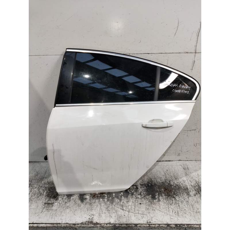 Recambio de puerta trasera izquierda para opel insignia berlina 2.0 16v cdti referencia OEM IAM  4P 2008