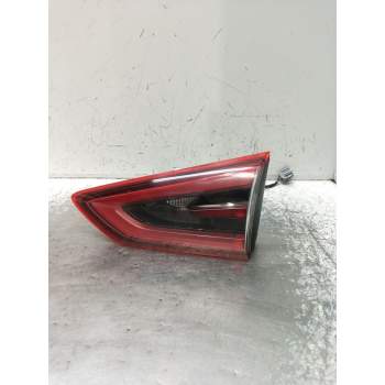 PILOTO TRASERO DERECHO INTERIOR EM2B13A602BF 0286810130 2015