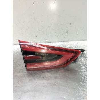 PILOTO TRASERO IZQUIERDO INTERIOR EM2B13A603BF 0286800131 2015