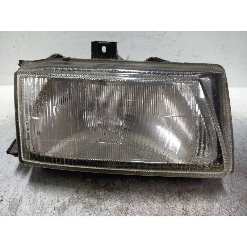 Recambio de faro izquierdo para seat cordoba berlina (6k2) glx referencia OEM IAM   