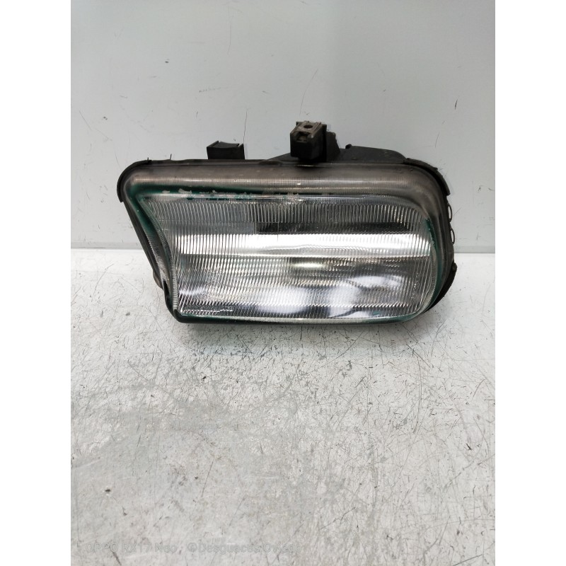 Recambio de faro antiniebla derecho para peugeot 605 stdt referencia OEM IAM   