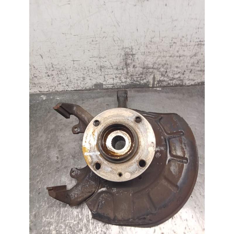 Recambio de mangueta delantera izquierda para volkswagen jetta ii (19e, 1g2, 165) 1.6 referencia OEM IAM   