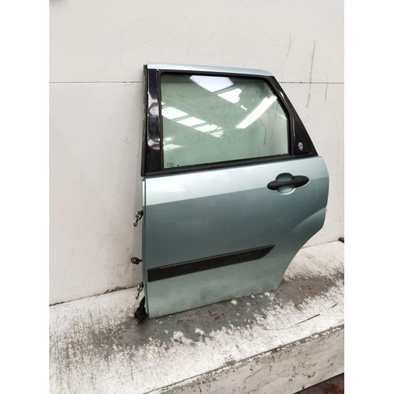 Recambio de puerta trasera izquierda para ford focus turnier (cak) ambiente referencia OEM IAM  RANCHERA 1998