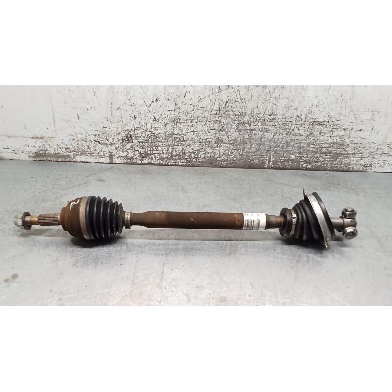 Recambio de transmision delantera izquierda para dacia sandero (bs_) 1.6 mpi 85 (bs03) referencia OEM IAM 8200499304  08