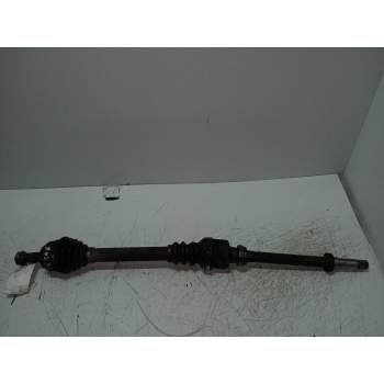 TRANSMISION DELANTERA DERECHA 16G 2000
