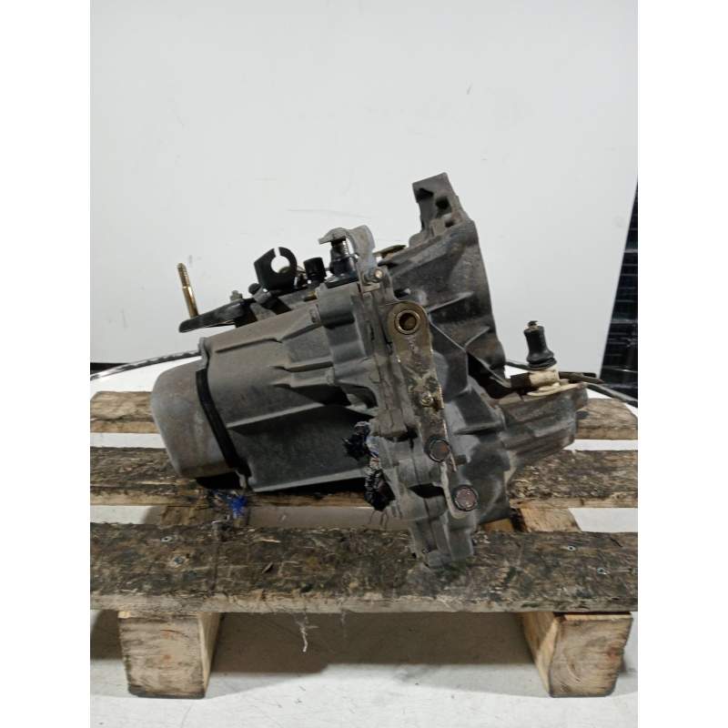 Recambio de caja cambios para peugeot 106 (s1) referencia OEM IAM 20CB56 0439382 5V