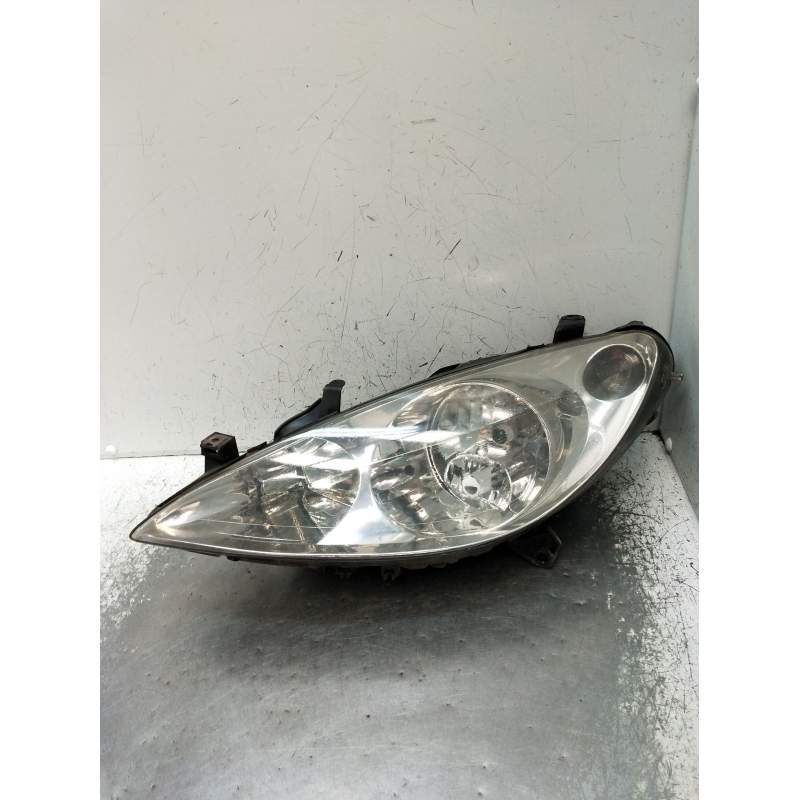 Recambio de faro izquierdo para peugeot 307 sw (3h) 2.0 hdi 110 referencia OEM IAM 9641615780 89005038 