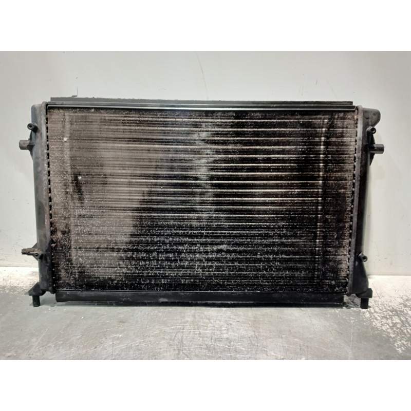 Recambio de radiador agua para seat leon (1p1) referencia OEM IAM 1K0121251P 16G 2005