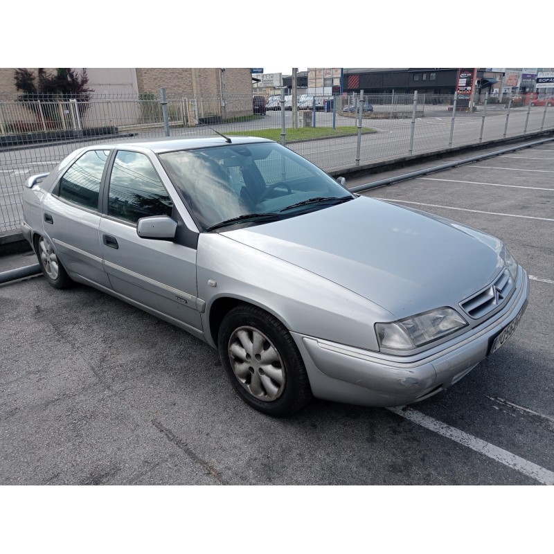 citroen xantia berlina del año 2000