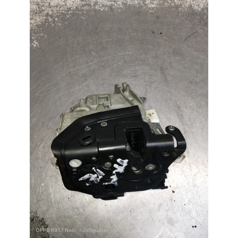 Recambio de motor cierre centralizado trasero izquierdo para audi a4 ber. (b8) 2.0 16v tdi referencia OEM IAM 8K0839015C  4P