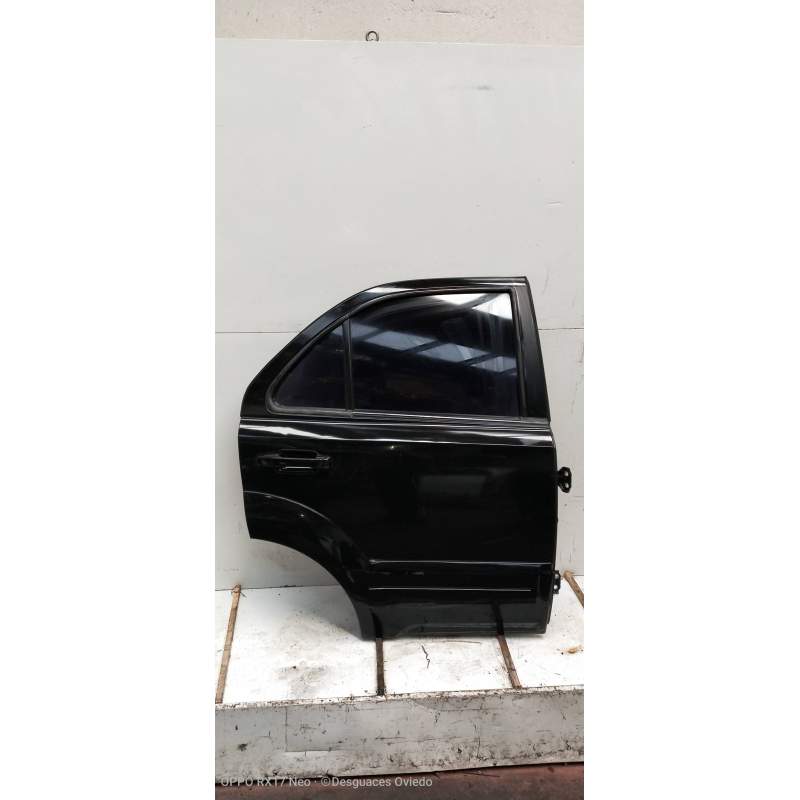 Recambio de puerta trasera derecha para kia sorento 2.5 crdi referencia OEM IAM  5P 2006