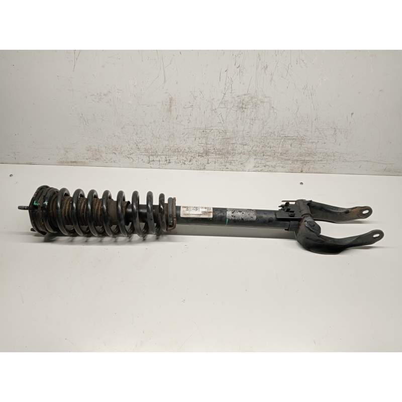 Recambio de amortiguador delantero izquierdo para mercedes-benz clase m (w166) referencia OEM IAM A1663232400  
